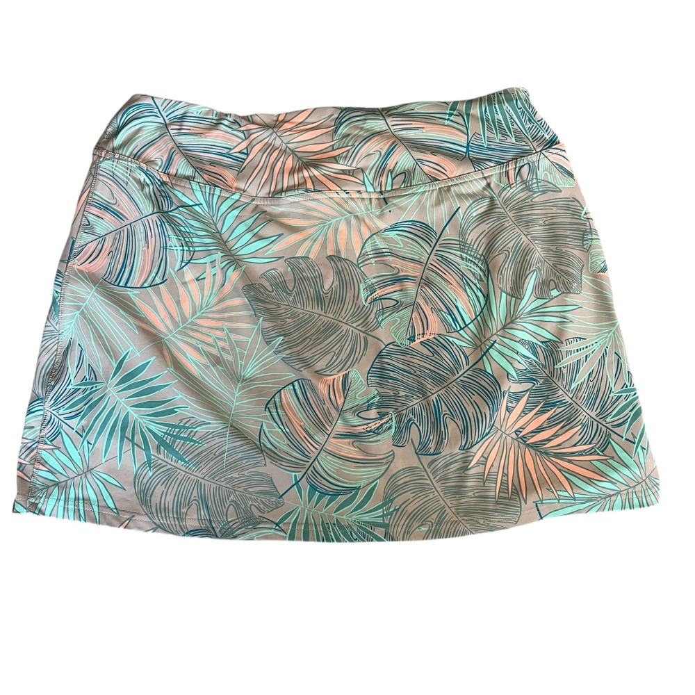 Title Nine Majestic Skort Aloha Floral Large‎